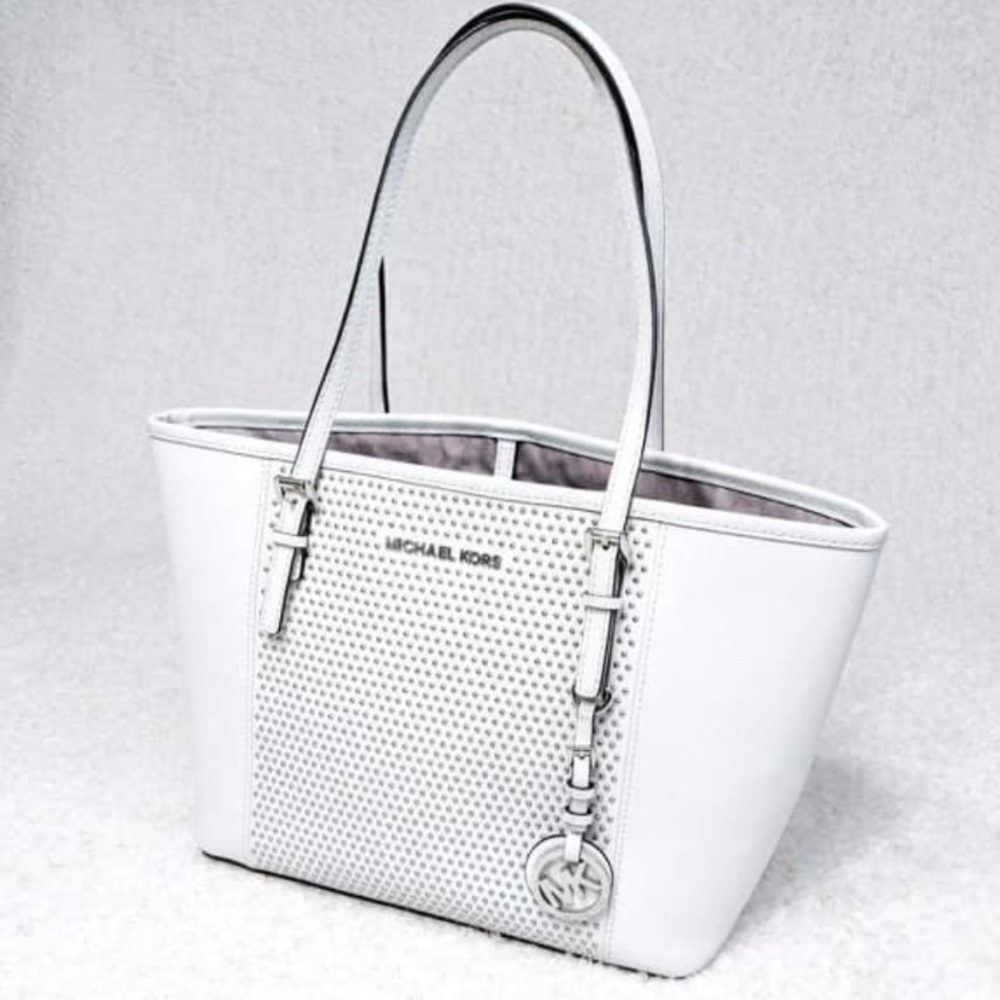 Michael Kor’s - Limited Edition Tote!